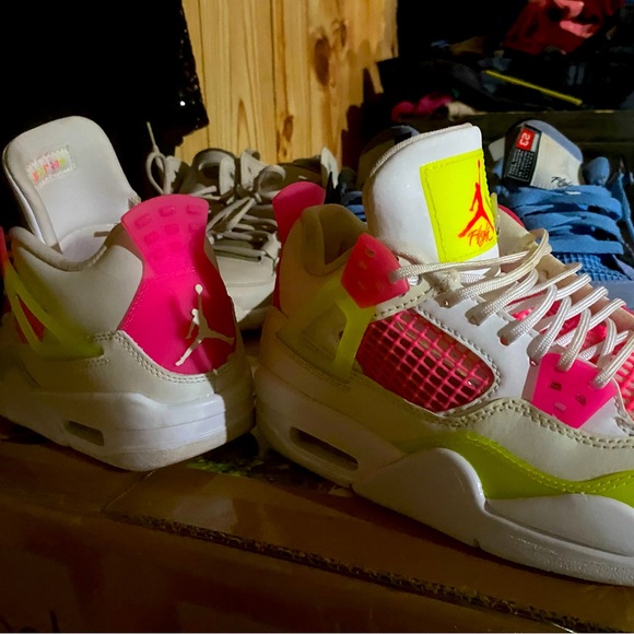 jordan 4 lime green and pink